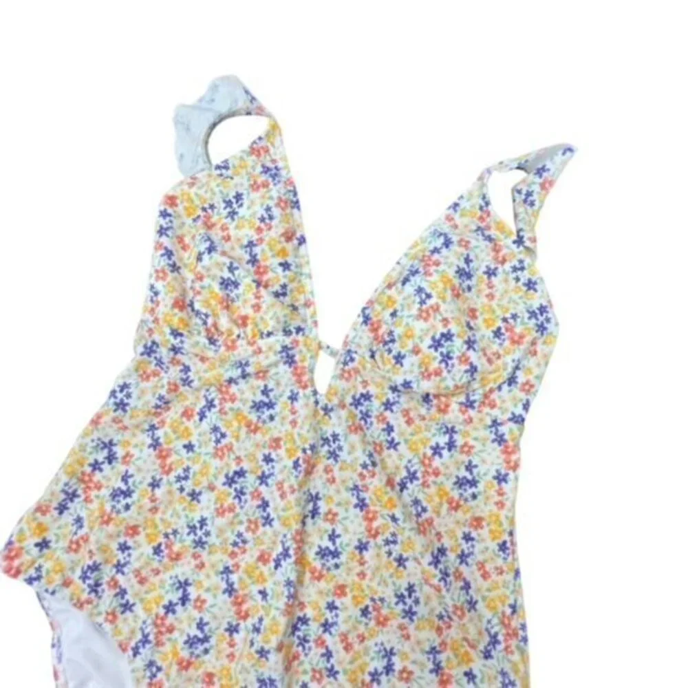 Shade & Shore Women's Ruffle Shoulder Plunge One Piece Swimsuit Ditsy‎ Floral XL